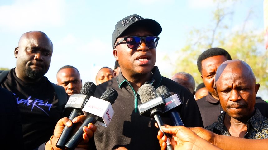 079A3428.MOV.00_39_25_10.Still004-860×484